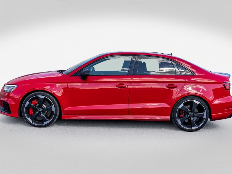 Audi RS 3 Sedan 2.5T AWD CUIR TOIT NAV RARE 2019 PAS DE RECLAMATION AU CARFAX