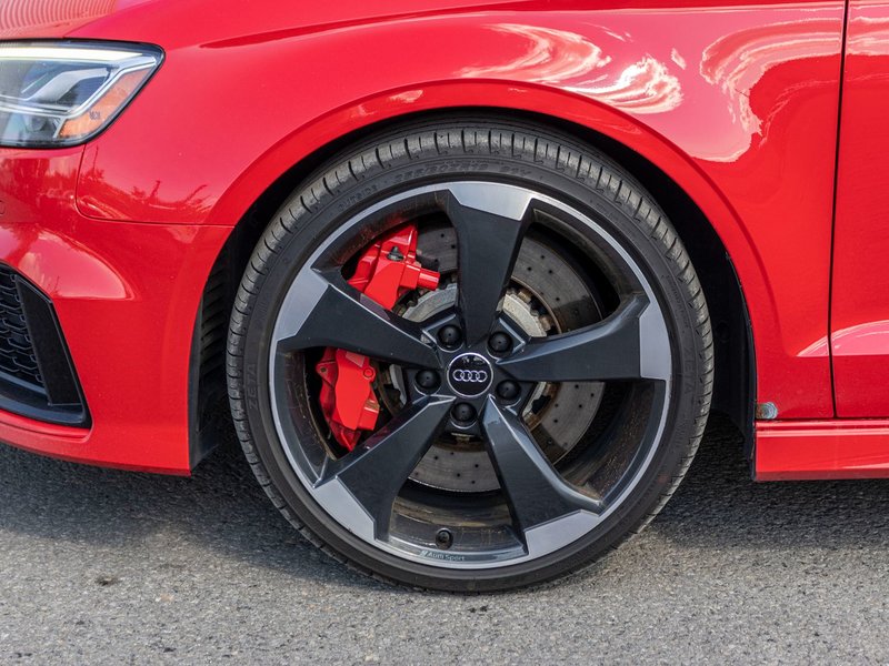 Audi RS 3 Sedan 2.5T AWD CUIR TOIT NAV RARE 2019 PAS DE RECLAMATION AU CARFAX