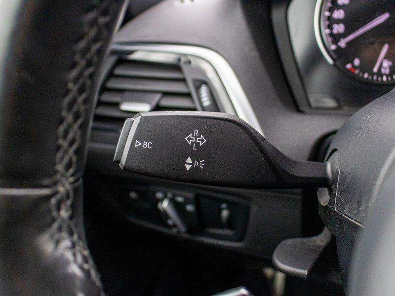 BMW 2 Series 230i xDrive MPACK ROUGE CUIR NAV 2021 BAS KILO PAS DE RECLAMATION AU CARFAX