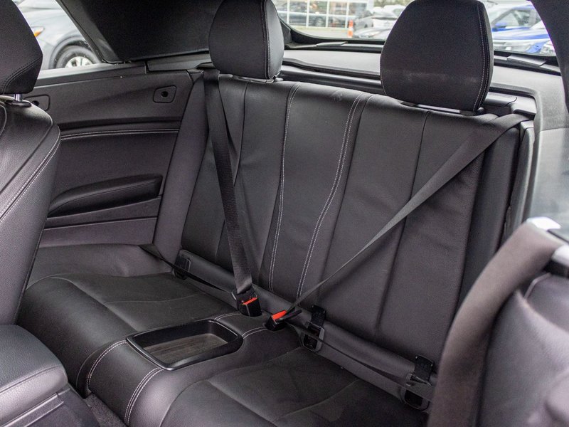 BMW 2 Series 230i xDrive MPACK ROUGE CUIR NAV 2021 BAS KILO PAS DE RECLAMATION AU CARFAX