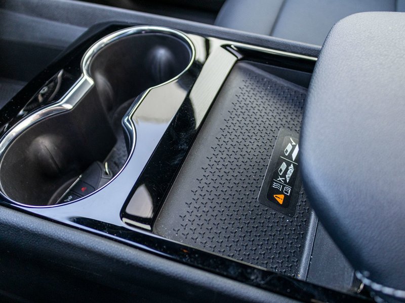 Chevrolet Blazer EV AWD LT CUIR TOIT NAV 11985KM 2025 1 PROPRIO COMME NEUF