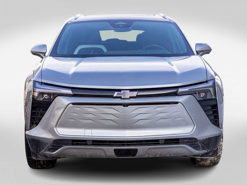 Chevrolet Blazer EV AWD LT CUIR TOIT NAV 11985KM 2025 1 PROPRIO COMME NEUF