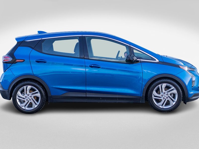 2022 Chevrolet BOLT EV 5D LT (1LT) 1LT BLEUE BAS KILO 1 OWNER NO CARFAX CLAIM