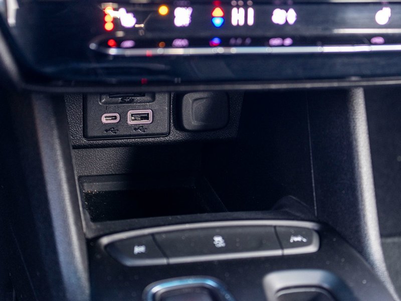 2022 Chevrolet BOLT EV 5D LT (1LT) 1LT BLEUE BAS KILO 1 OWNER NO CARFAX CLAIM