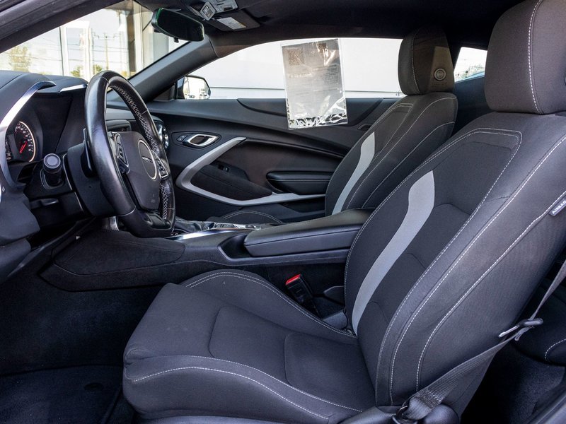 Chevrolet Camaro 1LT RS NOIR AUTOM 39560KM 2024 1 PROPRIO