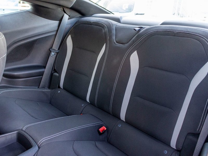 Chevrolet Camaro 1LT RS NOIR AUTOM 39560KM 2024 1 PROPRIO