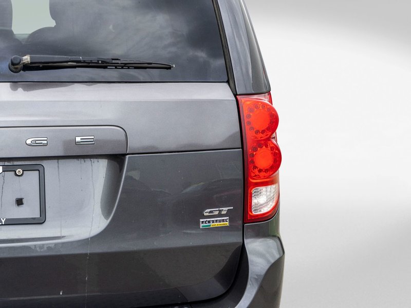 2017 Dodge Grand Caravan GT CUIR PORTES STOW N GO NO CARFAX CLAIM