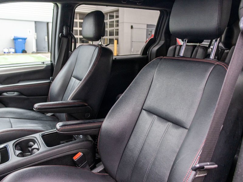 2017 Dodge Grand Caravan GT CUIR PORTES STOW N GO NO CARFAX CLAIM