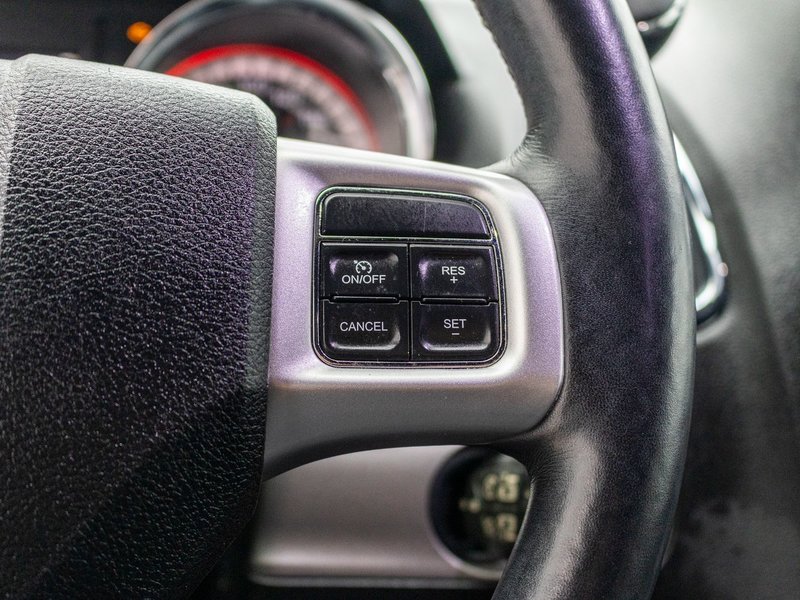 2017 Dodge Grand Caravan GT CUIR PORTES STOW N GO NO CARFAX CLAIM