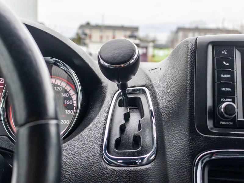 2017 Dodge Grand Caravan GT CUIR PORTES STOW N GO NO CARFAX CLAIM