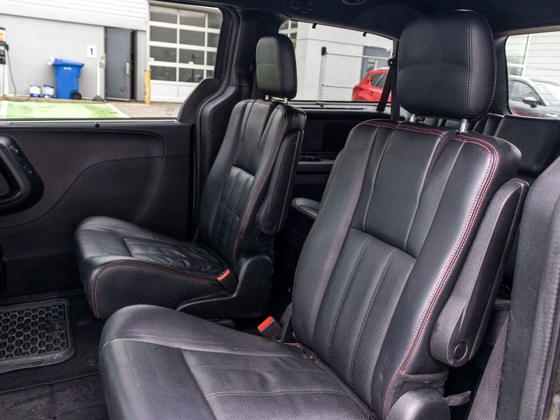 2017 Dodge Grand Caravan GT CUIR PORTES STOW N GO NO CARFAX CLAIM
