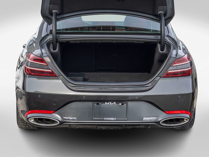 2023 GENESIS G70 3.3T SPORT AWD GRIS CUIR ROUGE WOW BAS KILO