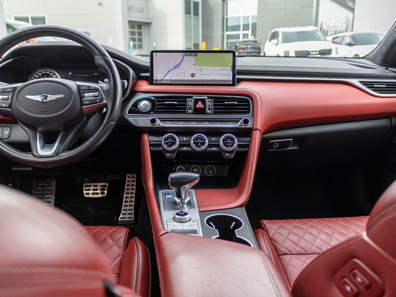 2023 GENESIS G70 3.3T SPORT AWD GRIS CUIR ROUGE WOW BAS KILO