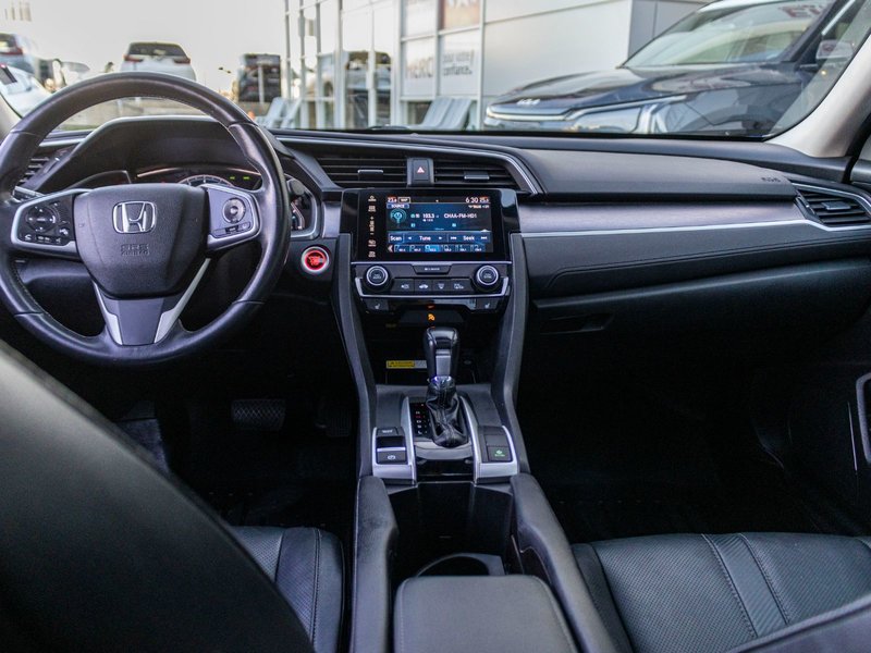 2018 Honda Civic Sedan TOURING AUTOM CUIR TOIT 1 OWNER NO CARFAX CLAIM