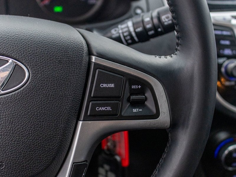 Hyundai Accent GLS TOIT MAN MAGS 2014 PAS DE RECLAMATION AU CARFAX