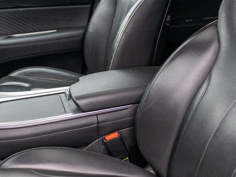 Hyundai Palisade ULTIMATE CALLIGRAPHY AWD CUIR TOIT 2023 PAS DE RECLAMATION AU CARFAX