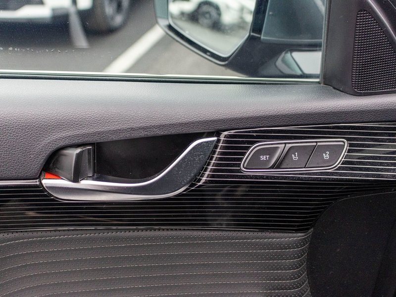 Hyundai Palisade ULTIMATE CALLIGRAPHY AWD CUIR TOIT 2023 PAS DE RECLAMATION AU CARFAX