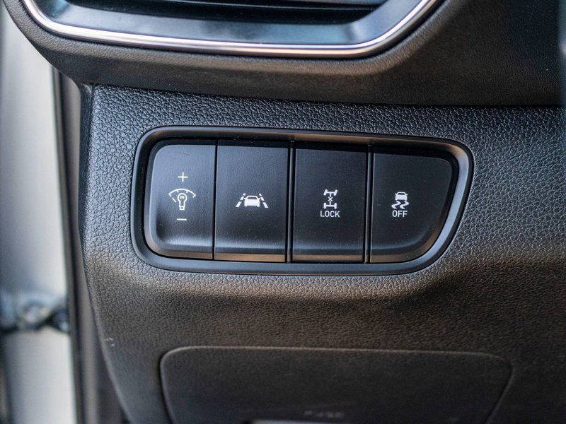 Hyundai Santa Fe ESSENTIAL SILVER AUTOM 2020
