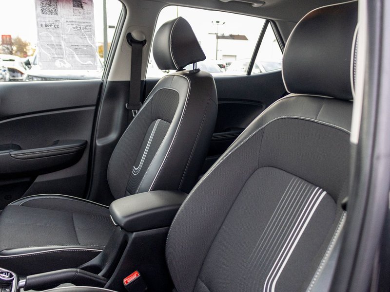 Hyundai Venue ULTIMATE RARE TOIT NAV 2022 PAS DE RECLAMATION AU CARFAX