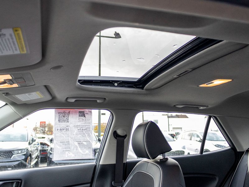 Hyundai Venue ULTIMATE RARE TOIT NAV 2022 PAS DE RECLAMATION AU CARFAX