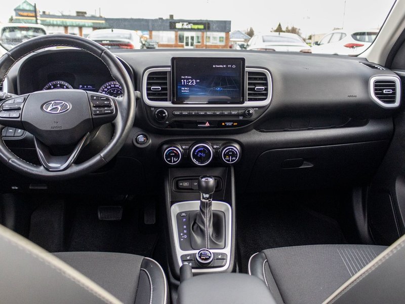 Hyundai Venue ULTIMATE RARE TOIT NAV 2022 PAS DE RECLAMATION AU CARFAX