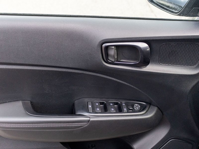 Hyundai Venue ULTIMATE RARE TOIT NAV 2022 PAS DE RECLAMATION AU CARFAX