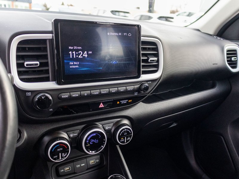 Hyundai Venue ULTIMATE RARE TOIT NAV 2022 PAS DE RECLAMATION AU CARFAX