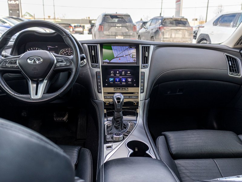 Infiniti Q50 S 3.0T AWD BLANC CUIR NOIR BAS KILO 2019