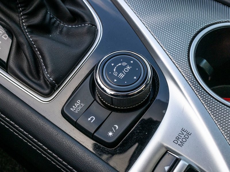 Infiniti Q50 S 3.0T AWD BLANC CUIR NOIR BAS KILO 2019