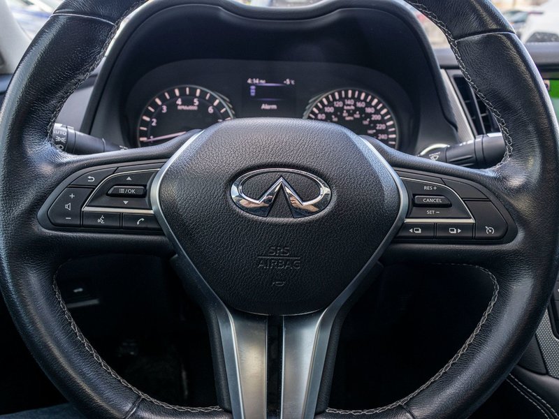 Infiniti Q50 S 3.0T AWD BLANC CUIR NOIR BAS KILO 2019