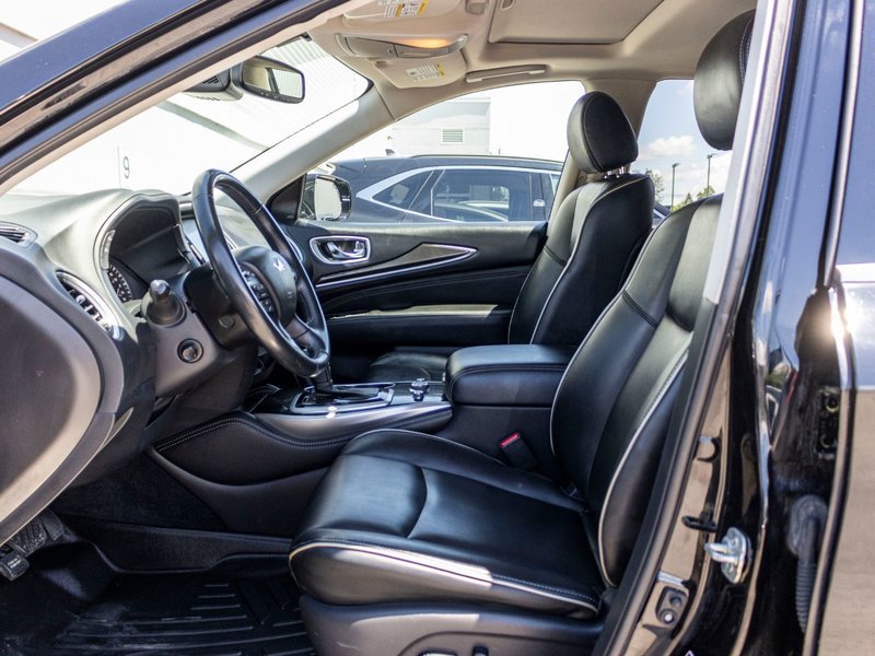 Infiniti QX60 PURE AWD 7 PASS CUIR TOIT NOIR 2019 TRES PROPRE BAS KILO
