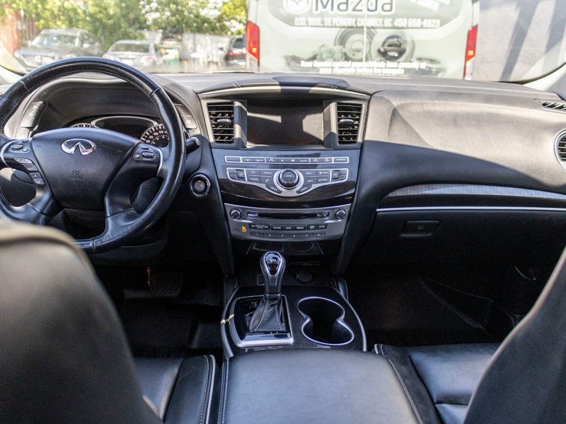 Infiniti QX60 PURE AWD 7 PASS CUIR TOIT NOIR 2019 TRES PROPRE BAS KILO