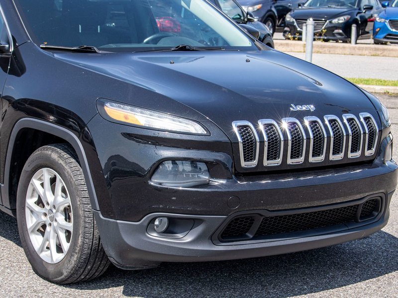 2014 Jeep Cherokee NORTH BAS KILO 8 PNEUS