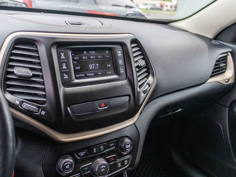 2016 Jeep Cherokee NORTH 4X4 AUTOM BAS KILO NO CARFAX CLAIM