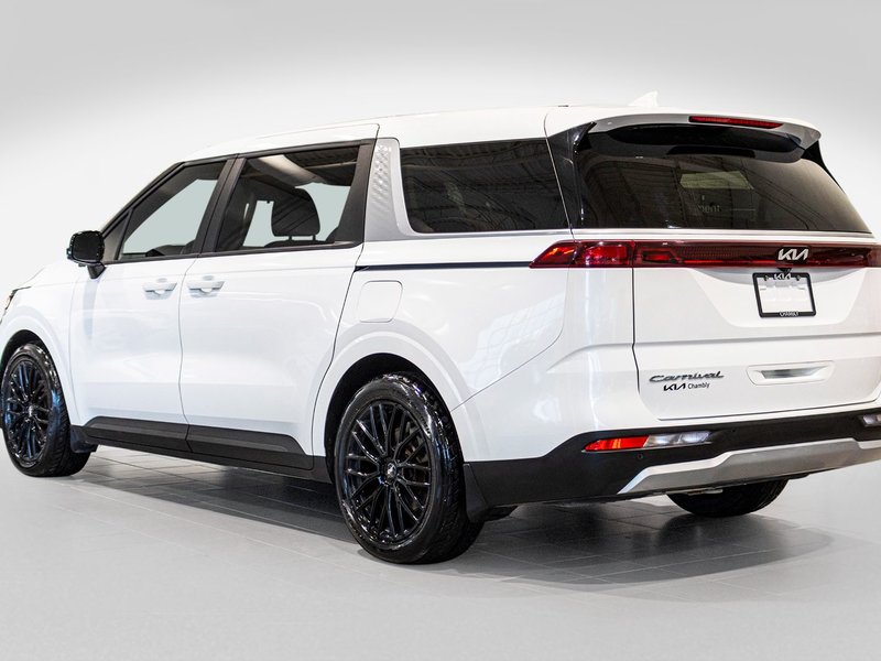 Kia Carnival LX BLANCHE BAS KILO 2022 1 PRORPIO PAS DE RECLAMATION AU CARFAX