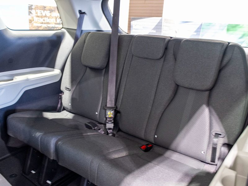 Kia Carnival LX BLANCHE BAS KILO 2022 1 PRORPIO PAS DE RECLAMATION AU CARFAX