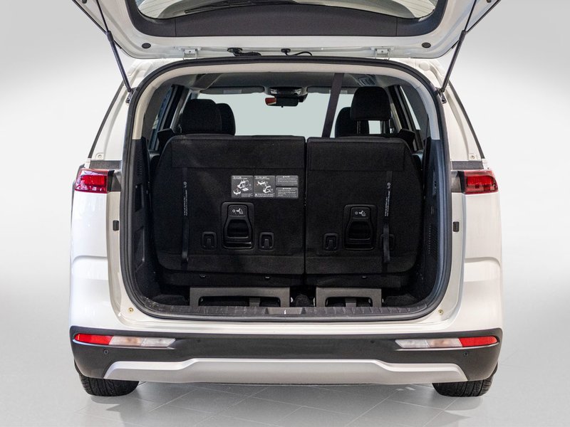 Kia Carnival LX BLANCHE BAS KILO 2022 1 PRORPIO PAS DE RECLAMATION AU CARFAX