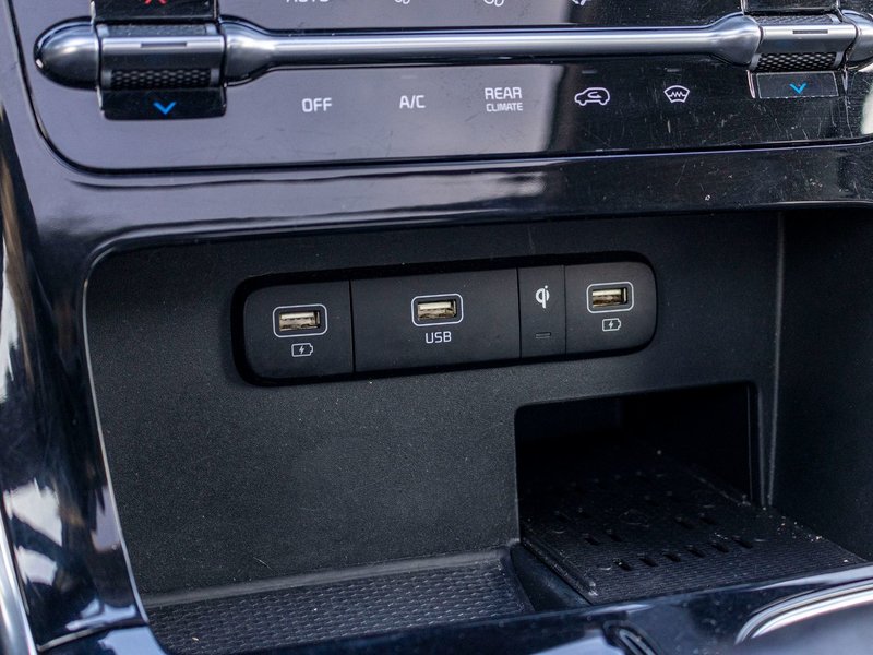 2022 Kia Carnival SX NOIR CUIR NOIR TOIT TOP OF THE LINE