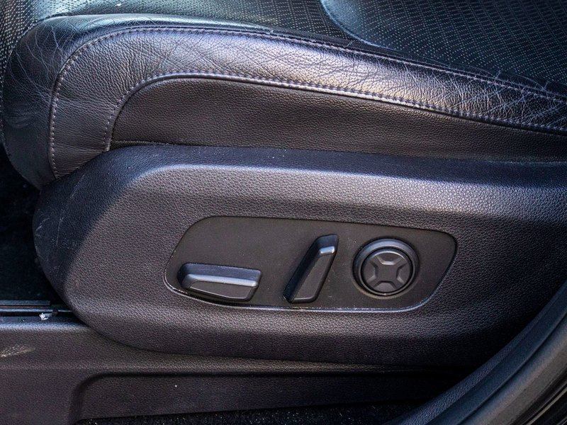 2022 Kia Carnival SX NOIR CUIR NOIR TOIT TOP OF THE LINE