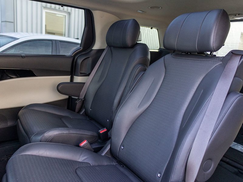 2022 Kia Carnival SX NOIR CUIR NOIR TOIT TOP OF THE LINE