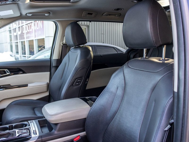 2022 Kia Carnival SX NOIR CUIR NOIR TOIT TOP OF THE LINE