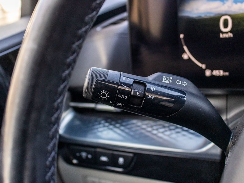 2022 Kia Carnival SX NOIR CUIR NOIR TOIT TOP OF THE LINE