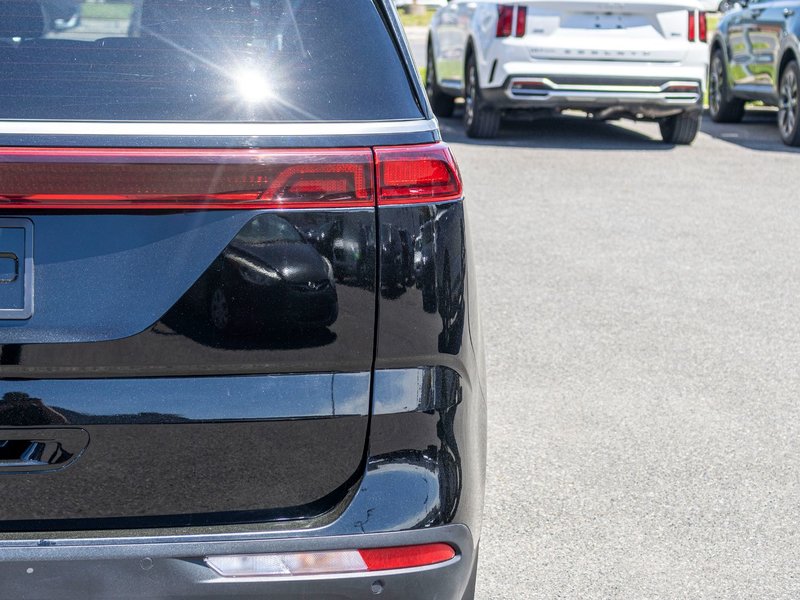 2024 Kia Carnival LX + NO CARFAX CLAIM