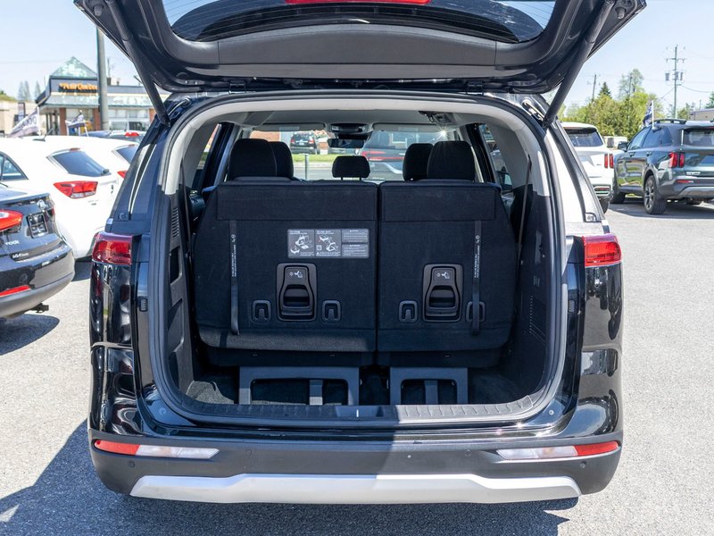 2024 Kia Carnival LX + NO CARFAX CLAIM