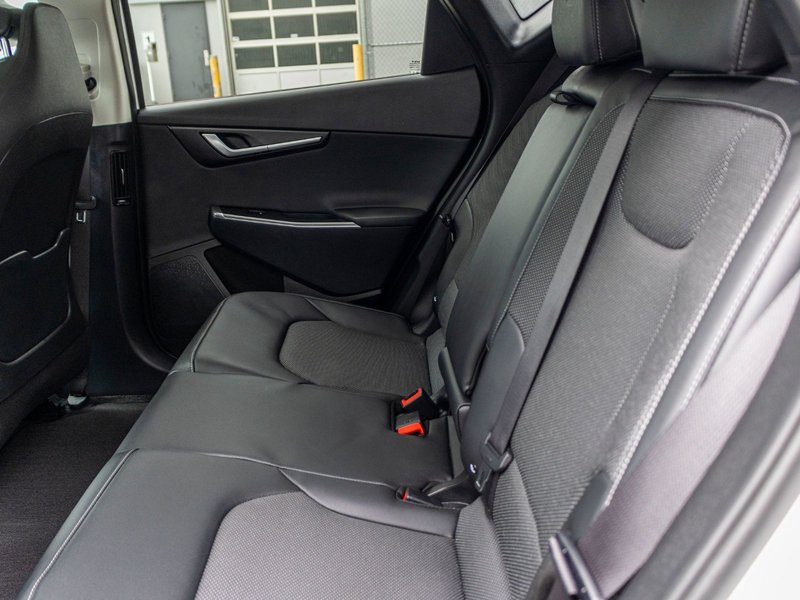 Kia EV6 LONG RANGE BLANC 35038KM 2023 1 PROPRIO PAS DE RECLAMATION AU CARFAX