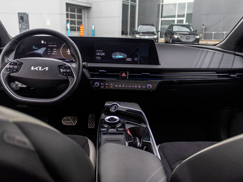 Kia EV6 GT-LINE 2 AWD BLANC TOIT 2024 PAS DE RECLAMATION AU CARFAX