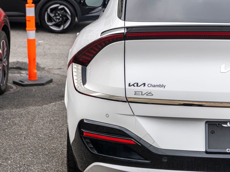 Kia EV6 GT-LINE 2 AWD BLANC TOIT 2024 PAS DE RECLAMATION AU CARFAX