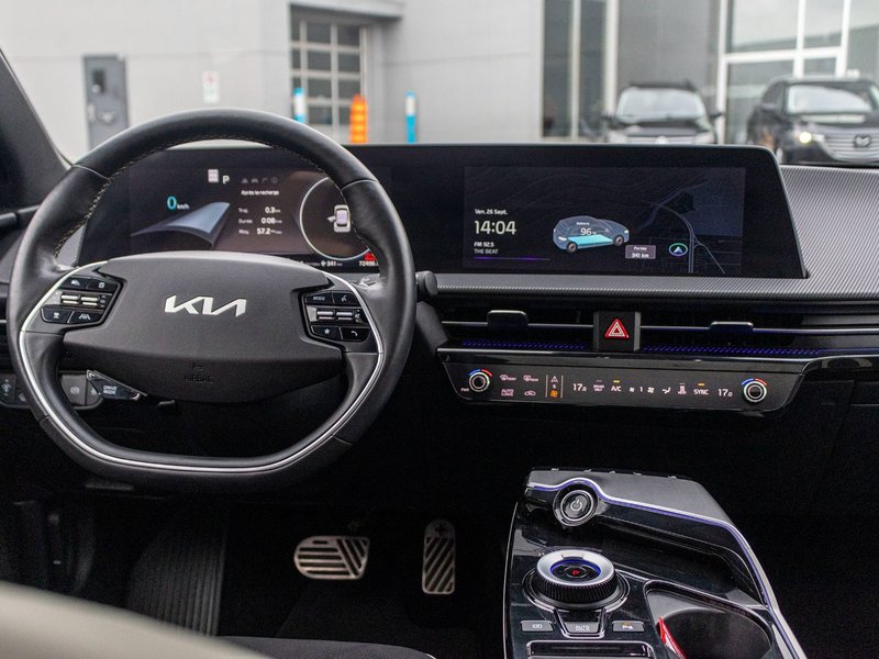 Kia EV6 GT-LINE 2 AWD BLANC TOIT 2024 PAS DE RECLAMATION AU CARFAX