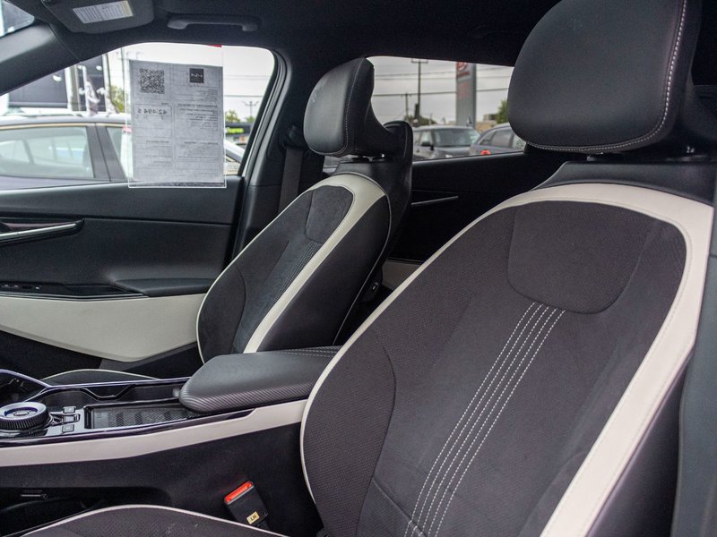 Kia EV6 GT-LINE 2 AWD BLANC TOIT 2024 PAS DE RECLAMATION AU CARFAX