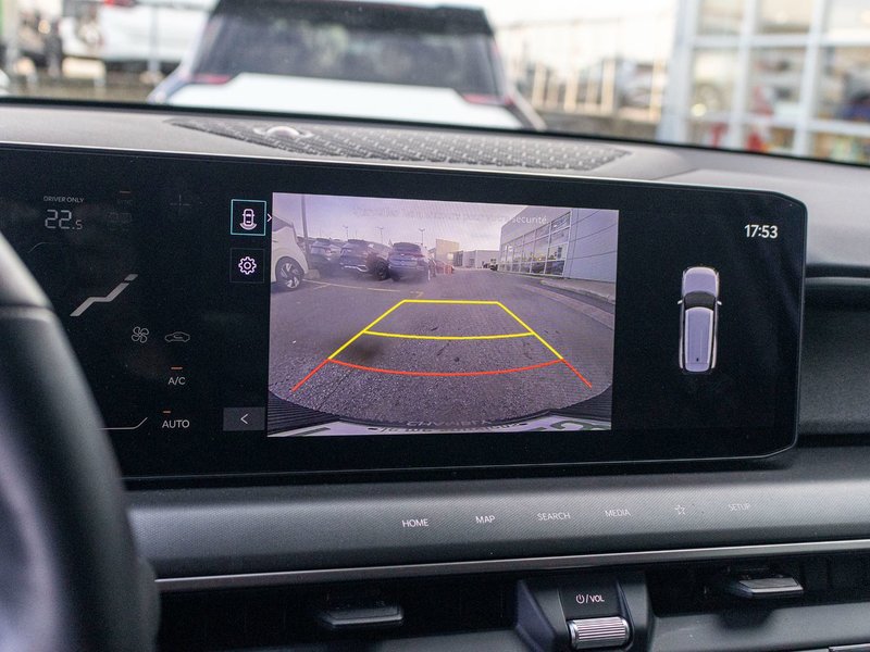 Kia EV9 WIND BLANC 26800KM 2025 1 PROPRIO PAS DE RECLAMTION AU CARFAX